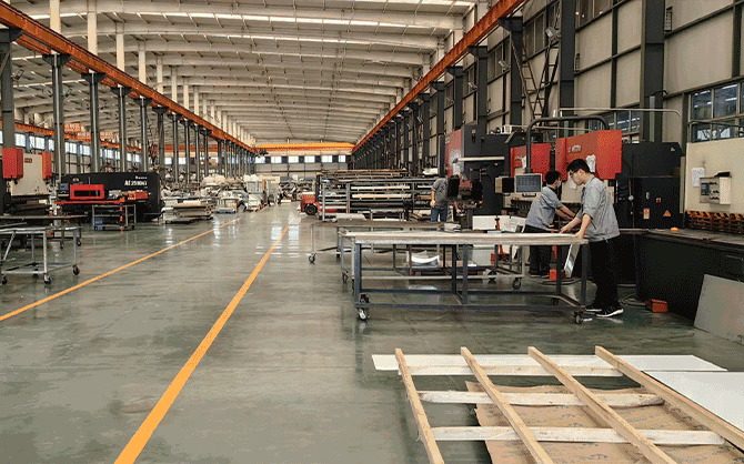 瑞能?chē)?guó)際·瑪菲利廚具生產(chǎn)廠(chǎng)家實(shí)況圖片